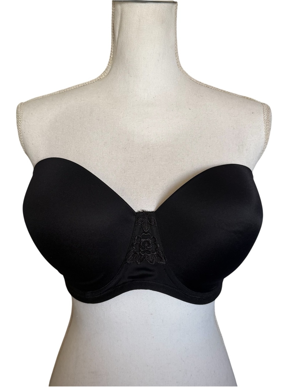 Vanity Fair | Strapless Black Underwire Bra - Black
